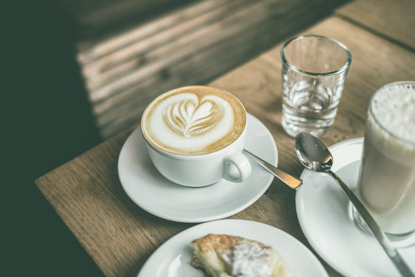 Espresso, cappuccino, latte, americano... Czym się różni kawa od kawy?